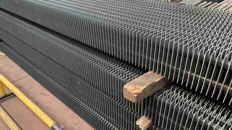 Boiler economizer